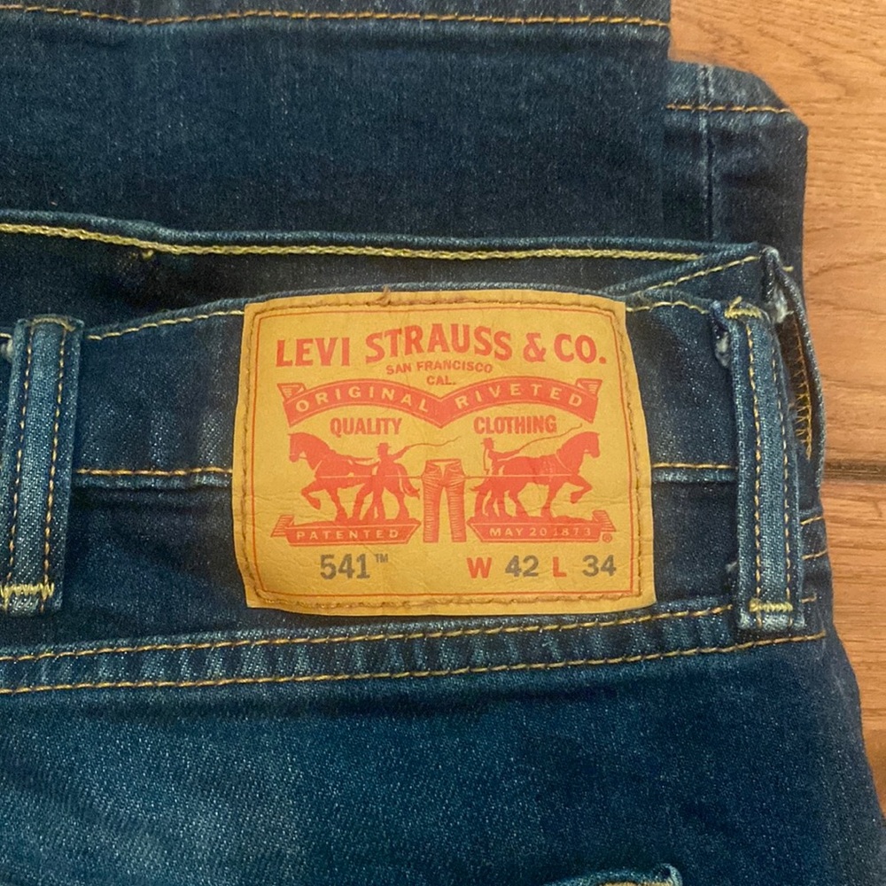 Levi 541 jeans. Very lightly worn